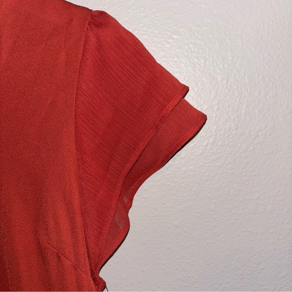IN SAN Francisco NWT Terracotta V-Neck Women's Top - Picture 2 of 6